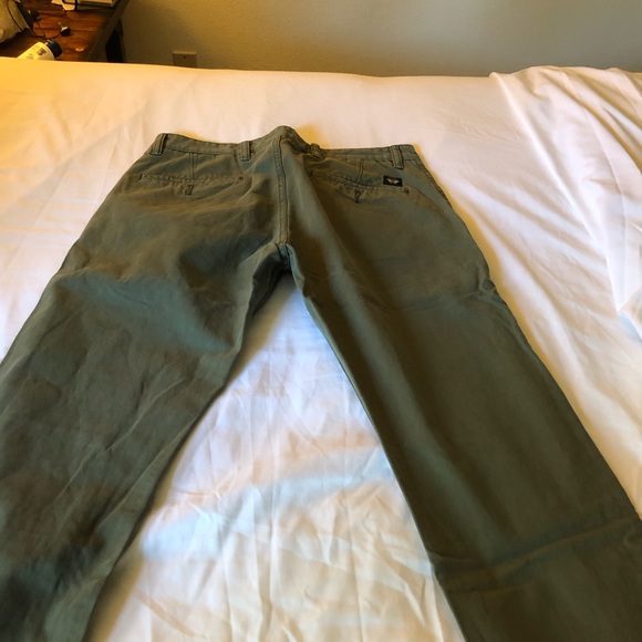 New - Picture 3 of 3